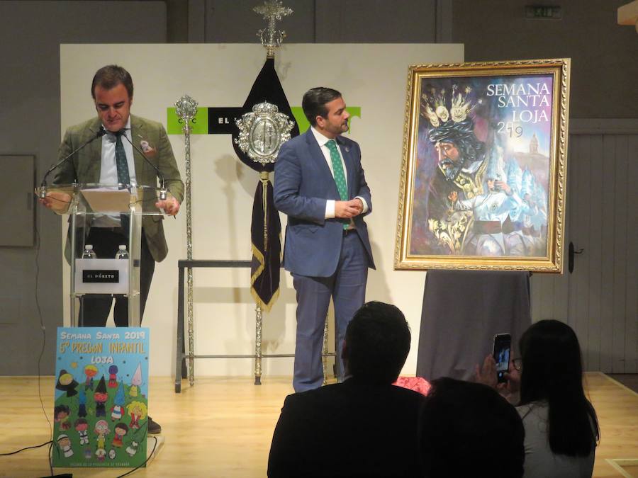 La Agrupación de Hermandades y Cofradías de Loja presenta la imagen representativa de la Pasión lojeña de este año, una obra del pintor de Puente Genil Clemente Rivas.