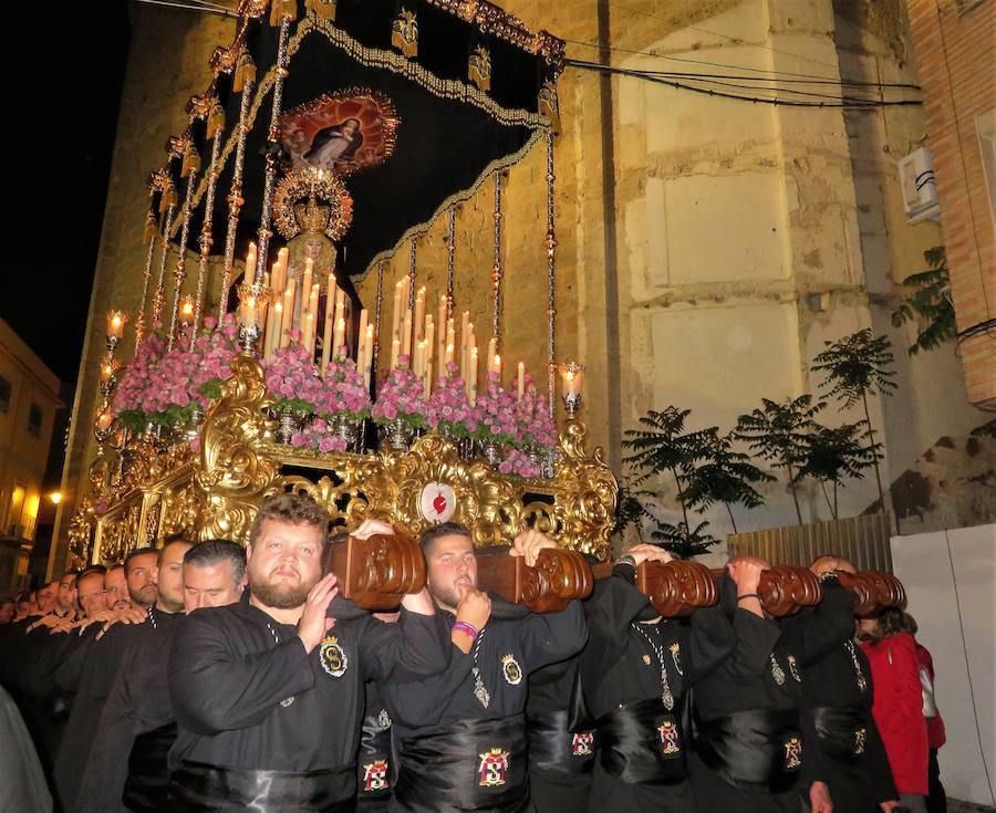 Así fue la noche del Viernes Santo lojeño. 