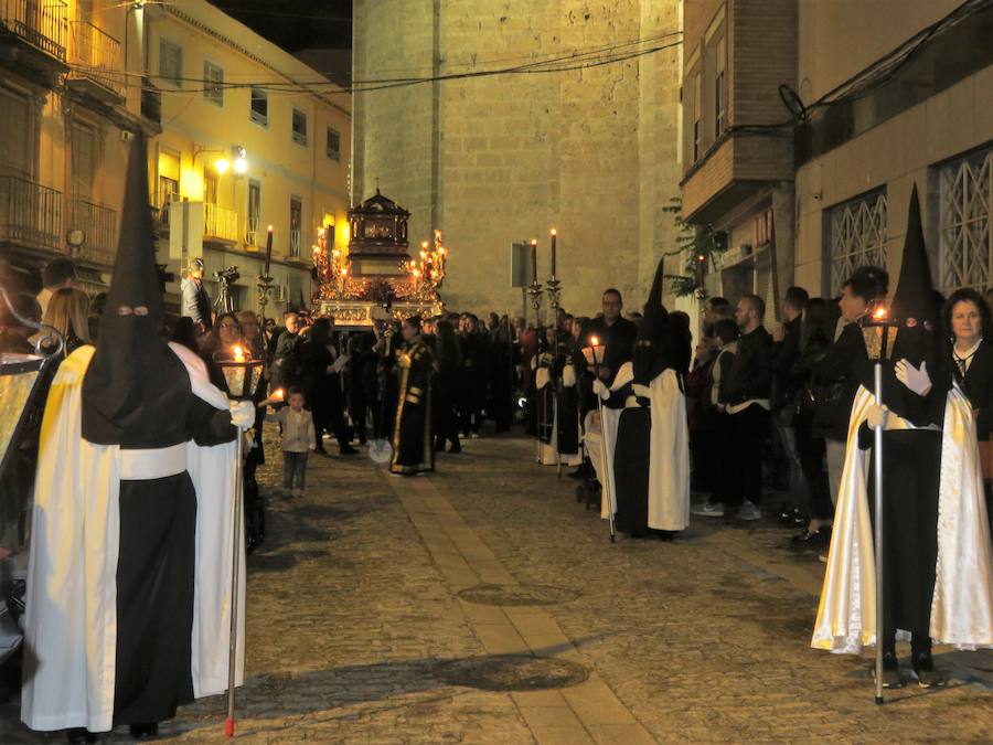 Así fue la noche del Viernes Santo lojeño. 