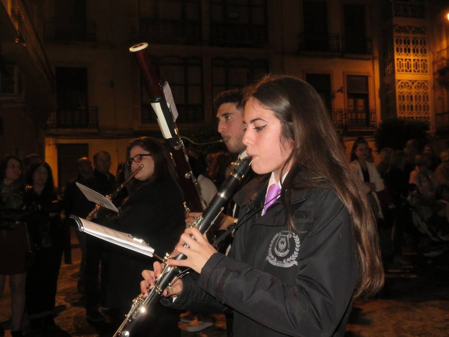 Así fue la noche del Viernes Santo lojeño. 