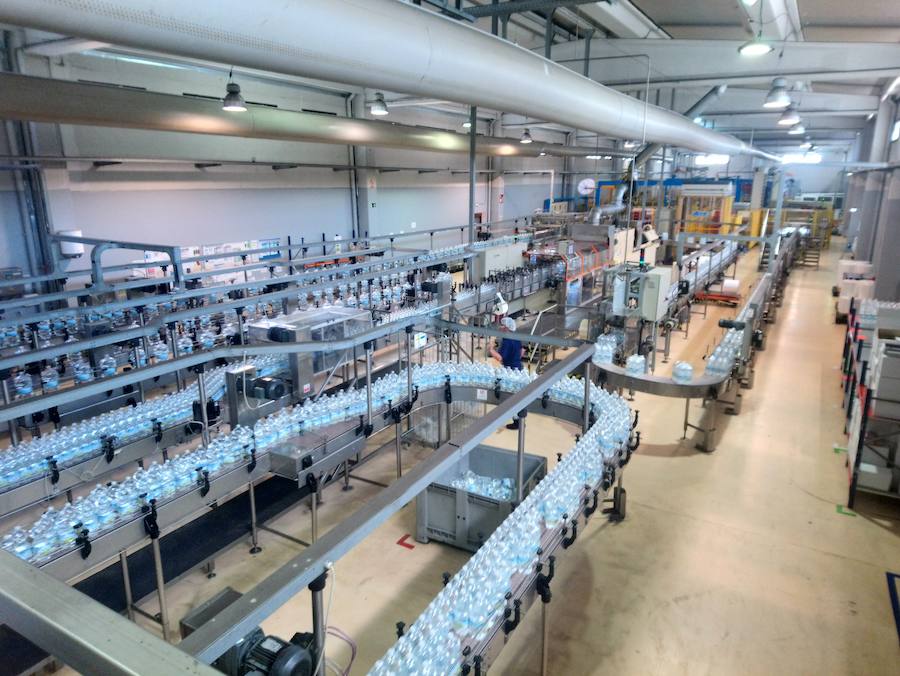 Fotos: Así es la embotelladora de San Benedetto en Loja