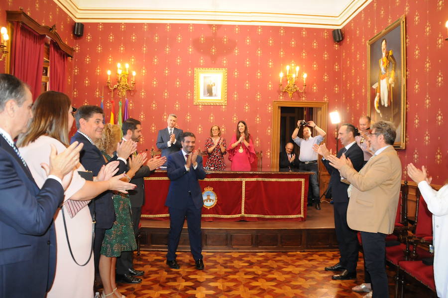 oaquín Camacho inicia su tercer mandato como alcalde de Loja. 