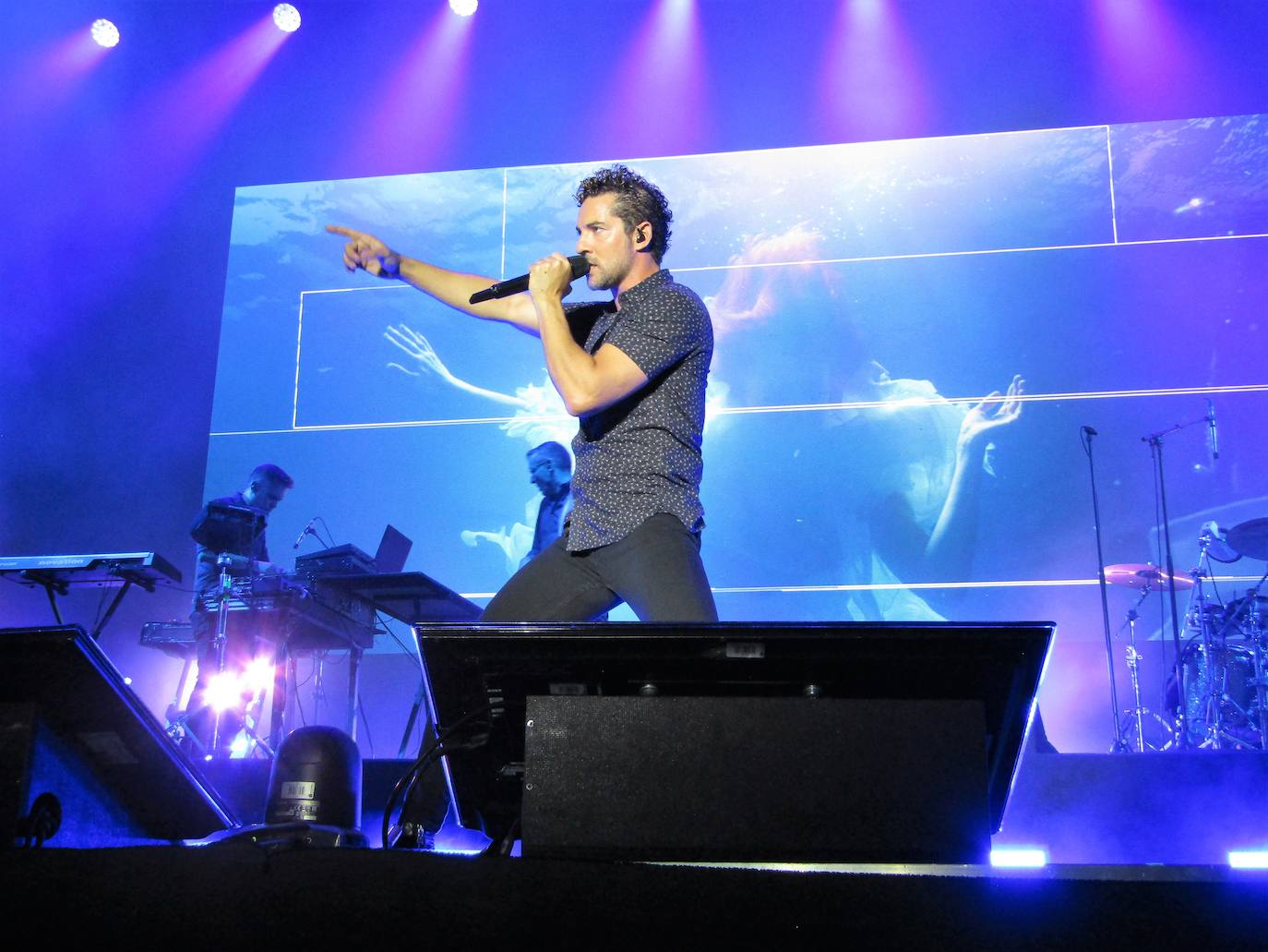 Fotos: 15.000 personas &#039;vibran&#039; en Loja con Bisbal