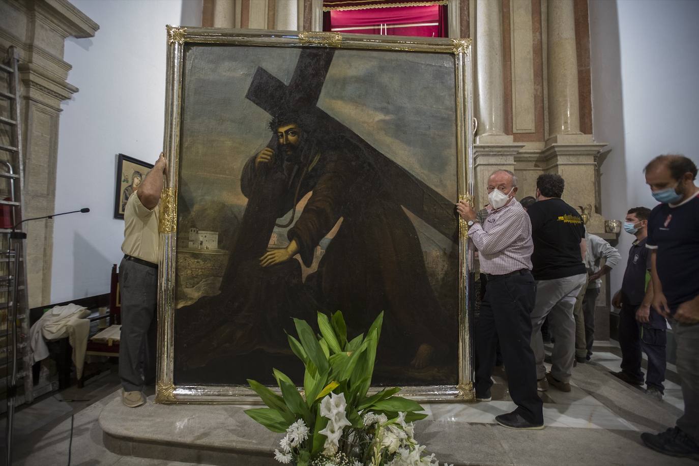 Fotos: Los fieles muestran su devoción al Cristo del Paño