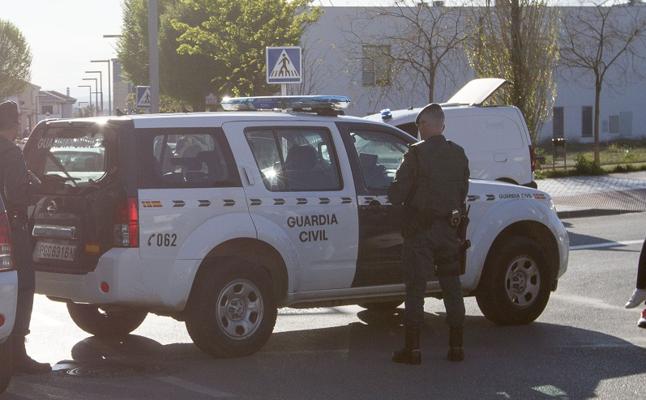 Detenido por robar en el interior de tres vehículos en Maracena