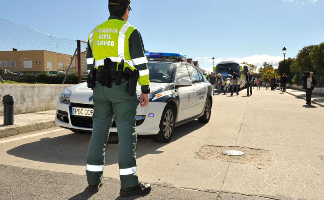 Agresión en Almería | Golpean y hacen cortes con arma blanca a un compañero de piso en Roquetas de Mar
