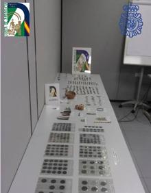 Imagen secundaria 2 - Roquetas de Mar | Sucesos | Cazan a un aficionado con casi 500 piezas arqueológicas ilegales