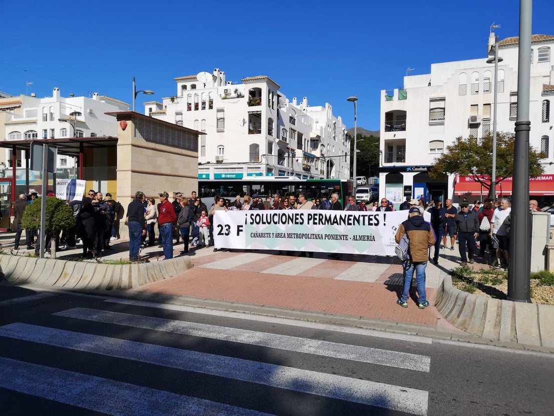 Los manifestantes exigen soluciones definitivas y no «parches». 