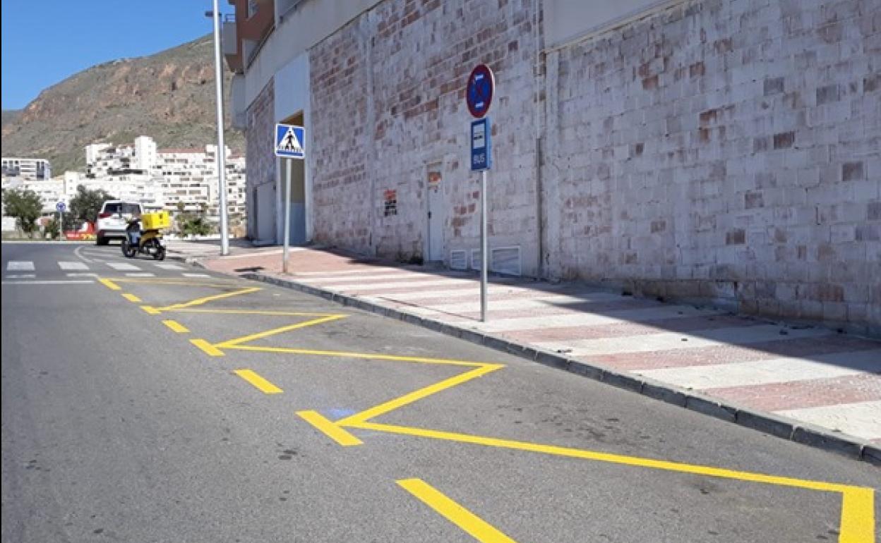 Los buses comenzarán a parar en la avenida Pedro Muñoz Seca de Aguadulce desde este miércoles