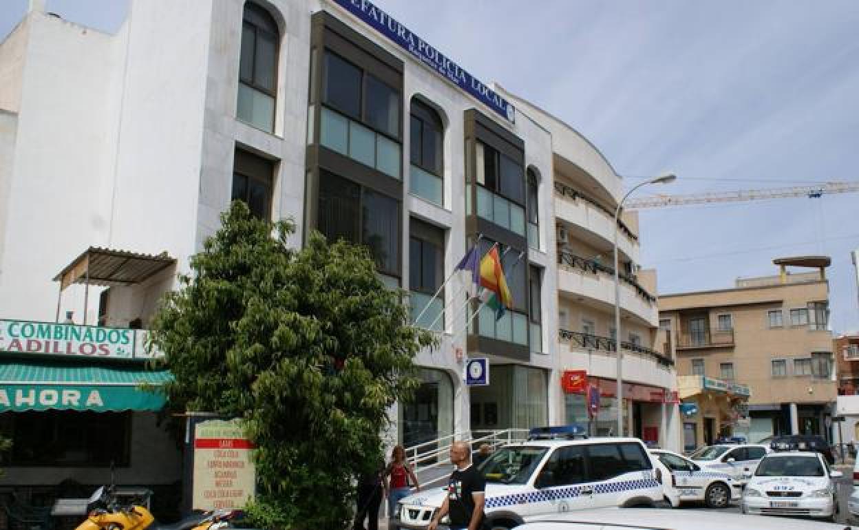 Confirmado un caso de COVID-19 en la plantilla de la Policía Local de Roquetas