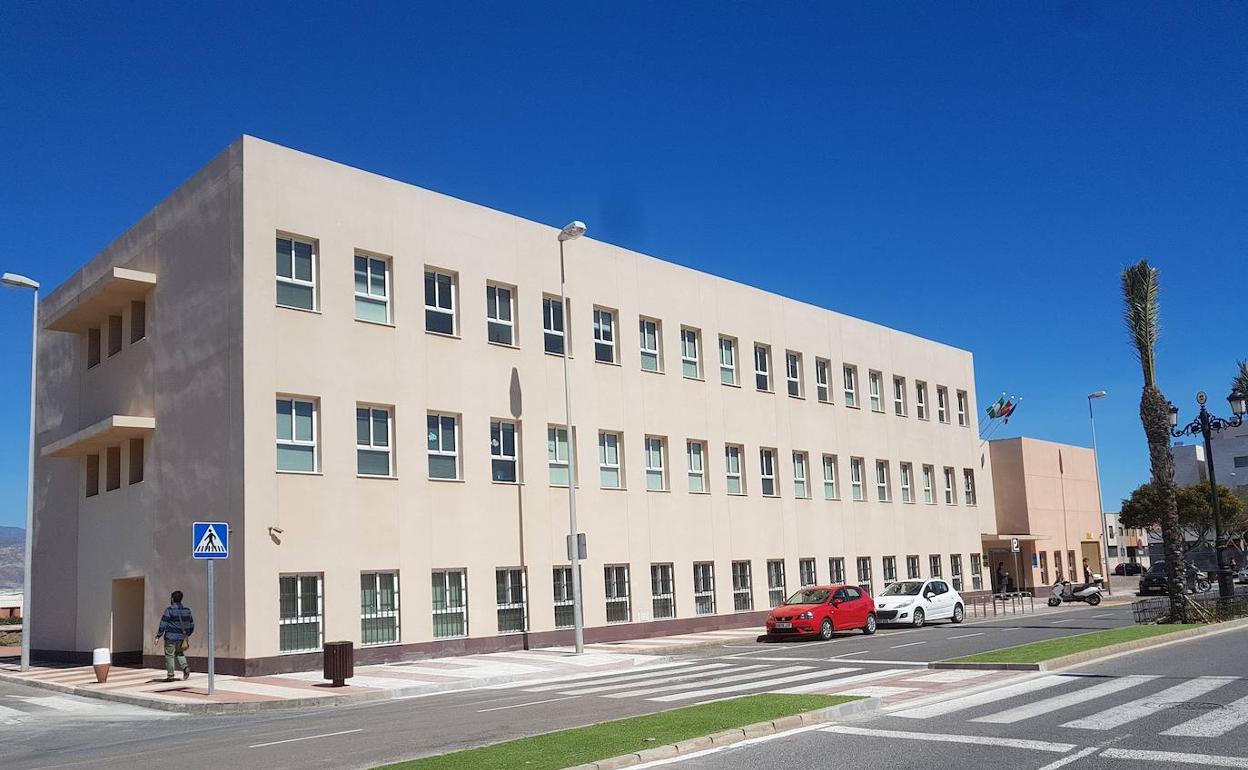 PP, Cs y Vox instan al traslado del cuartel de la Guardia Civil ante las «indignas» instalaciones actuales
