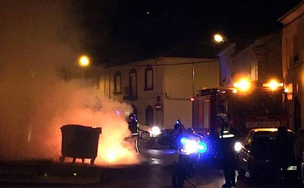 La alerta se activó antes de las cinco de la mañana, movilizando Bonberos, Guardia Civil y 061. 