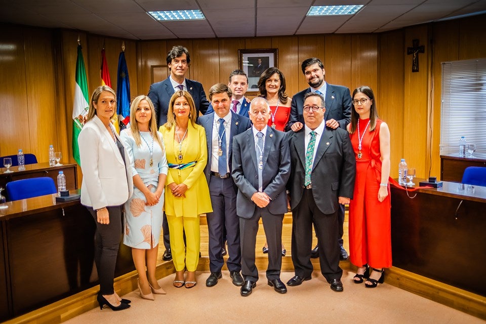 Imagen del equipo de gobierno del PP, a los que habría que sumar los dos exediles de Vox.