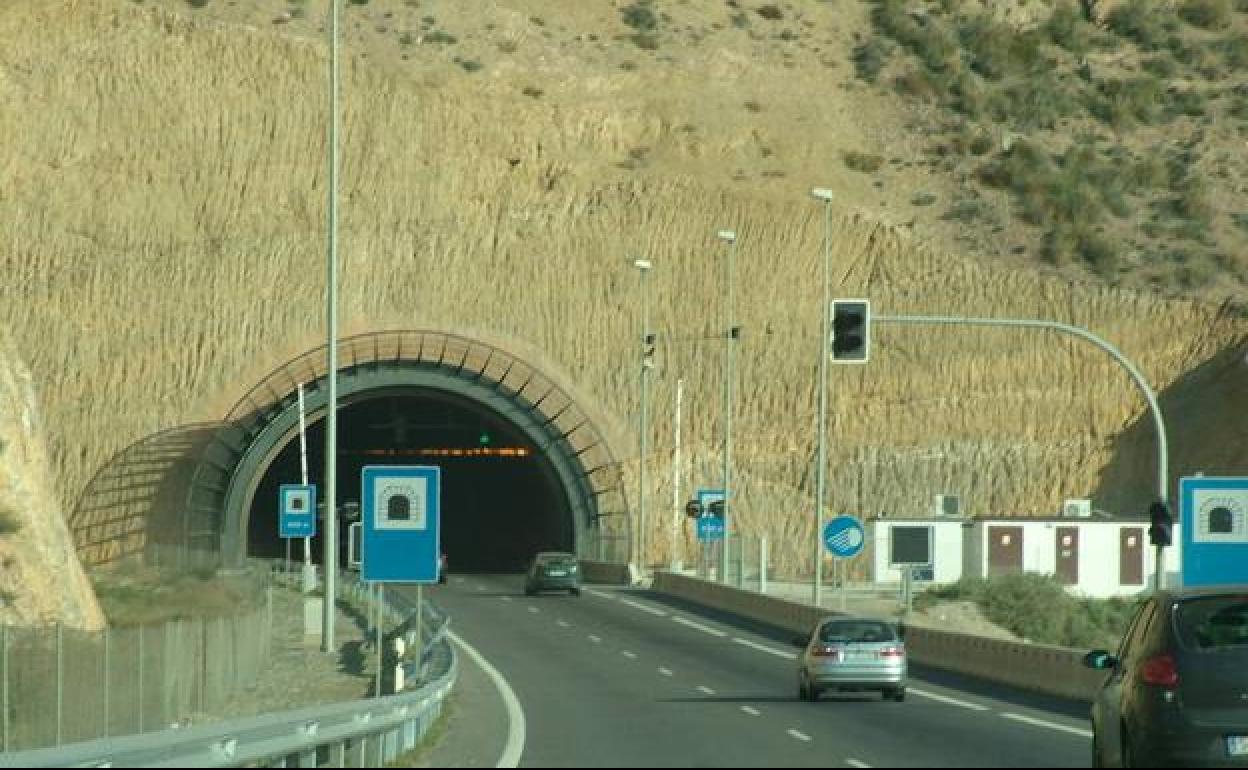La adaptación del túnel de la A7 en Aguadulce a la normativa costará casi 8 millones de euros