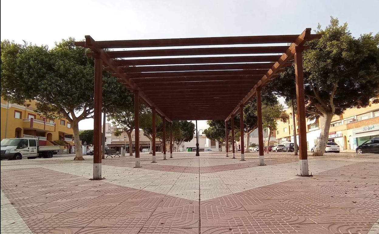 «Batalla campal» en Aguadulce por la pelea entre dos familias que se salda sin denuncias