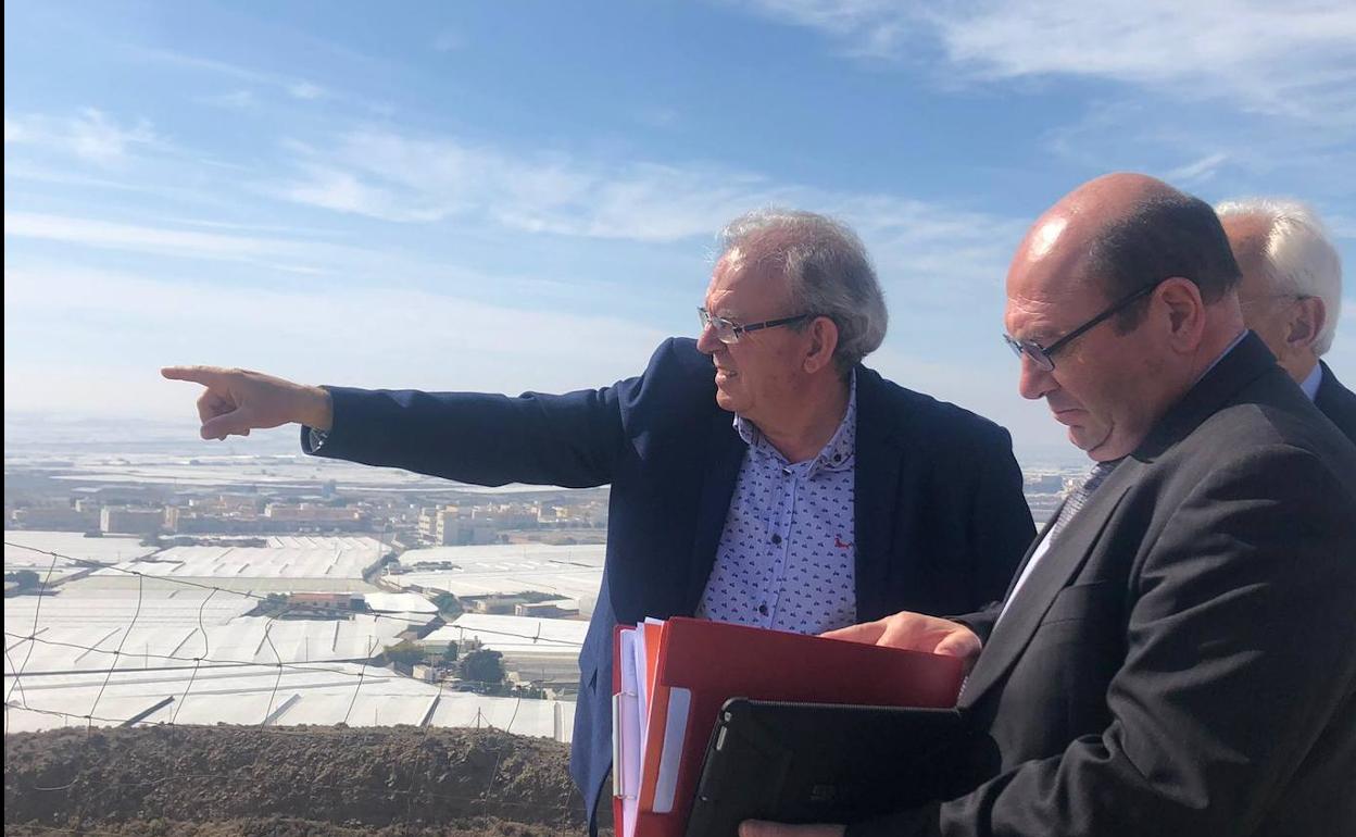 Bonilla se felicita por el «hito» que supondrá la mejora de la conexión de Vícar con la A7