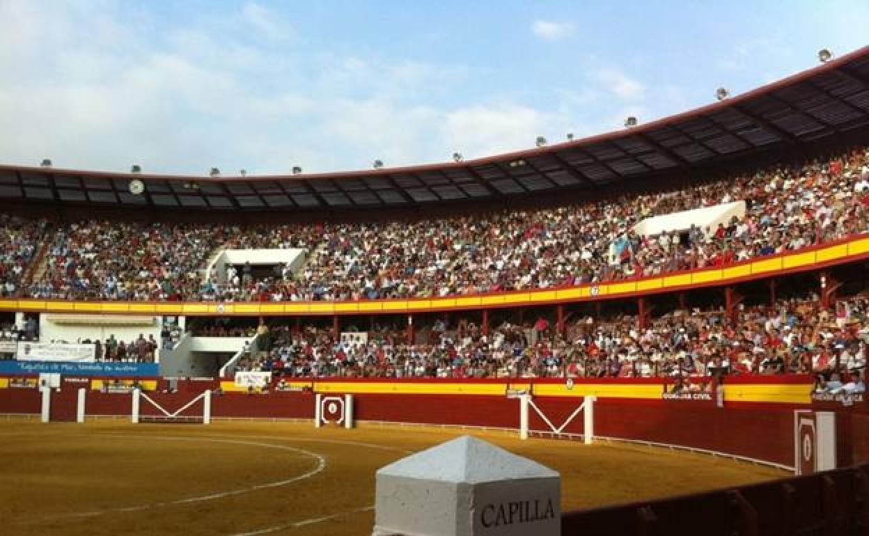 Roquetas de Mar | Mañana se ponen a la venta los abonos para la Feria Taurina de Santa Ana