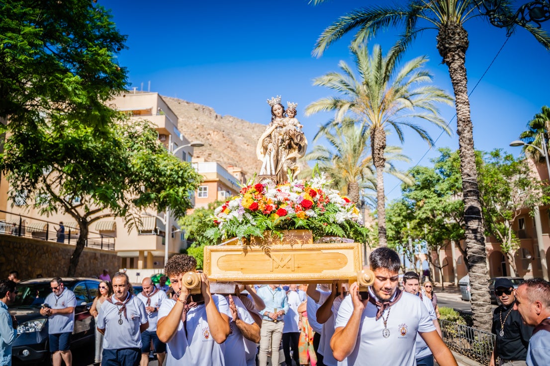Fotos: Aguadulce lleva a la mar a su patrona