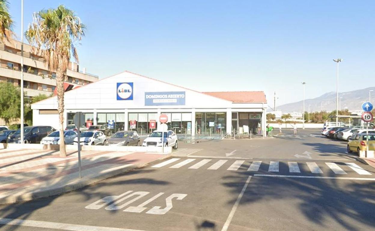Lidl quiere ampliar su tienda de Roquetas con un cambio urbanístico de la parcela