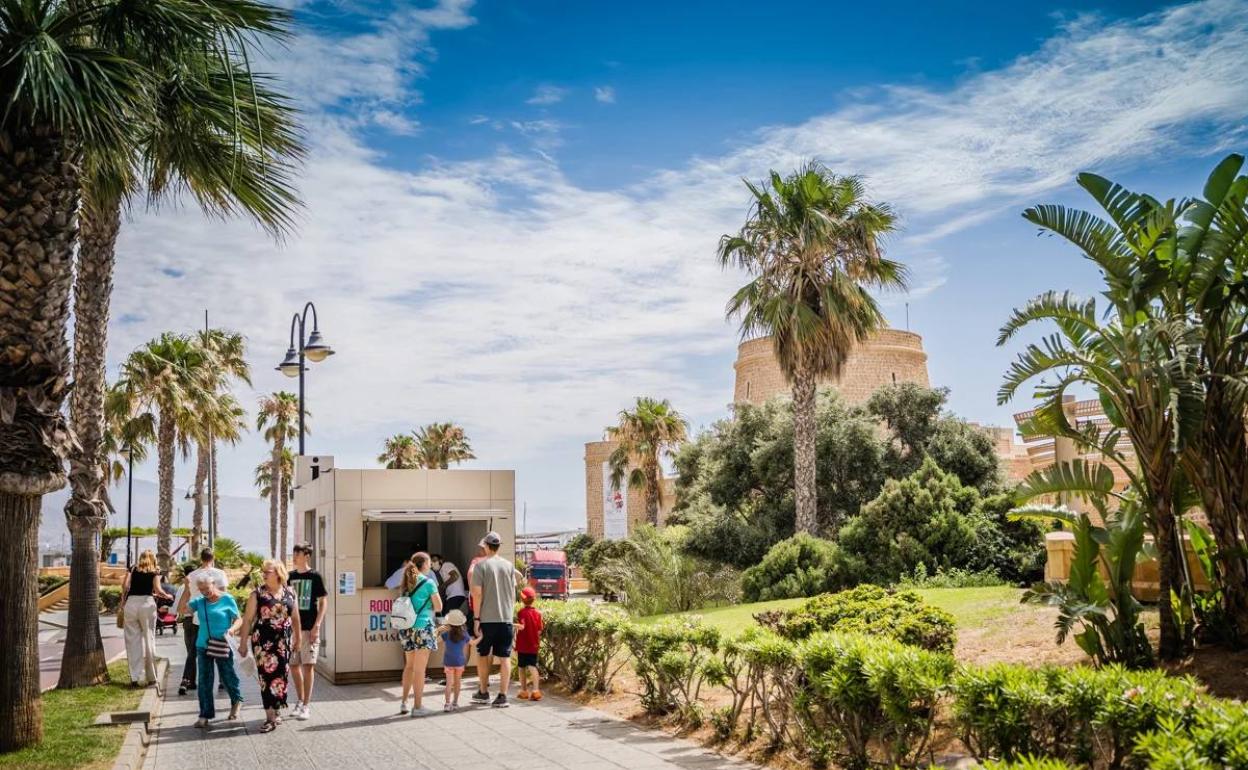 Roquetas ya tiene listo su Plan Turístico de Grandes Ciudades con 10 millones de euros