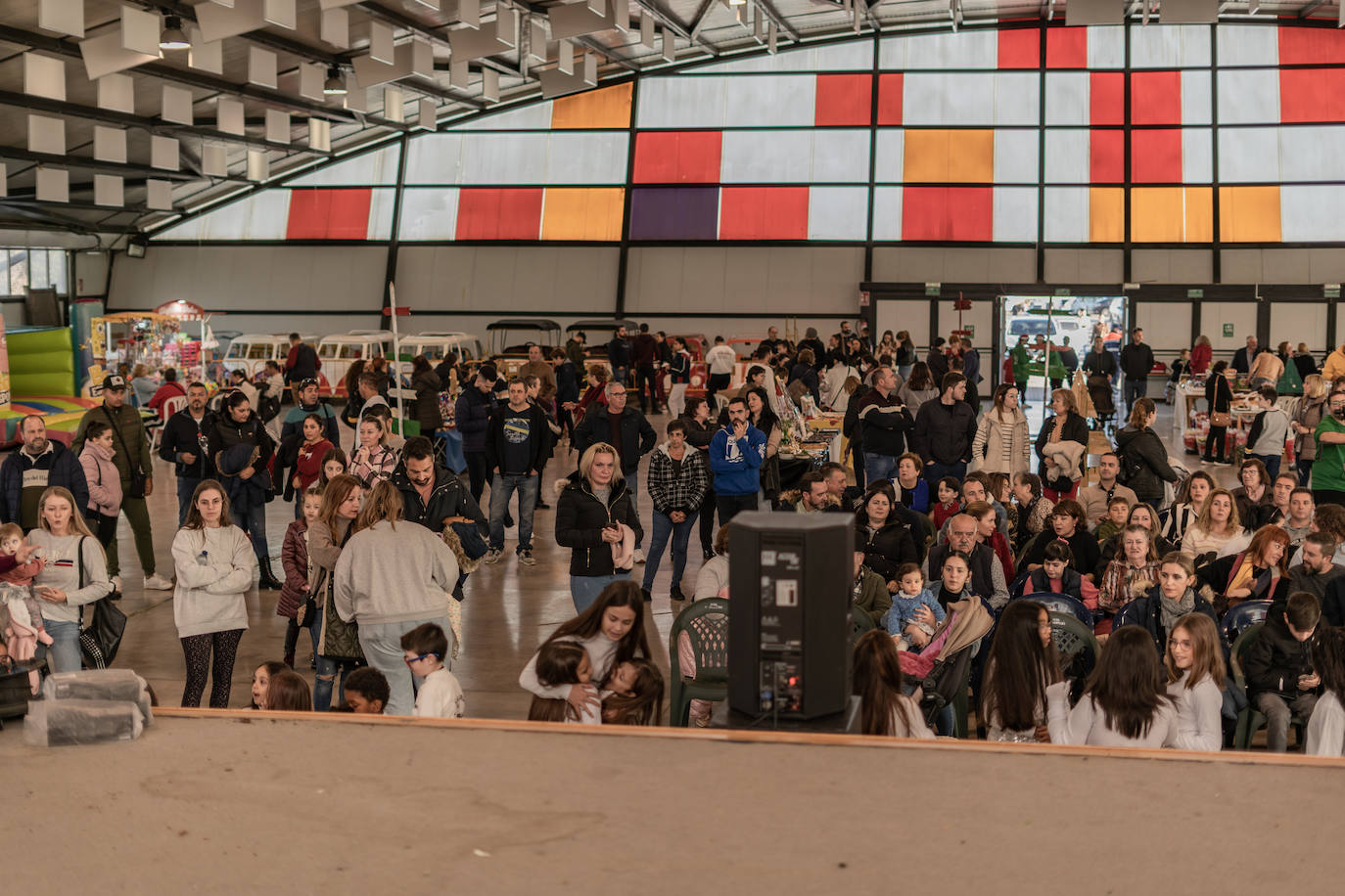 La Mojonera recibe la Navidad y enciende su alumbrado con una fiesta en la Carpa del Ferial
