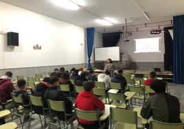 Vícar combate las drogas con nueve talleres para alumnado de ESO y FP Básica