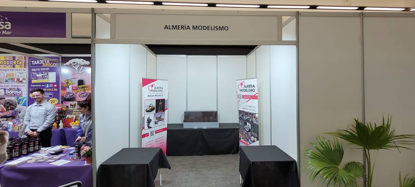 Así es la Feria Outlet del comercio local de Roquetas