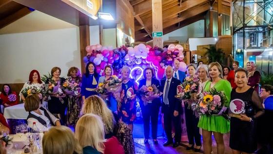 Cena de gala en Playa Serena con motivo del Día de la Mujer