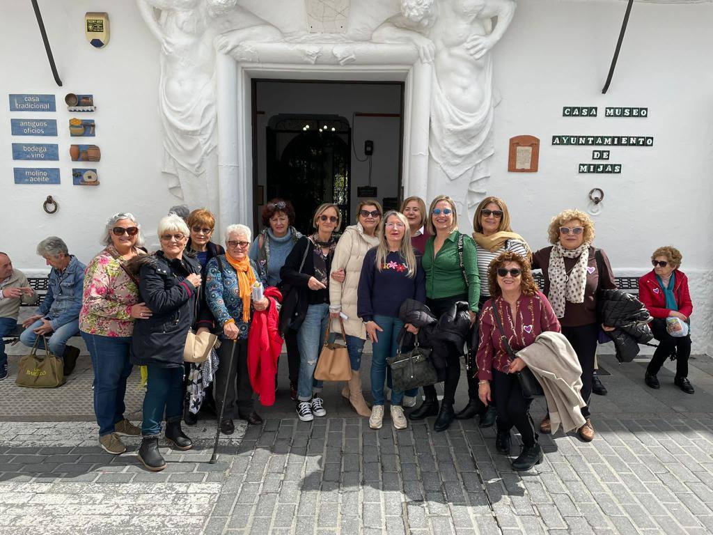 Viaje de convivencia a Mijas con motivo del Día de la Mujer