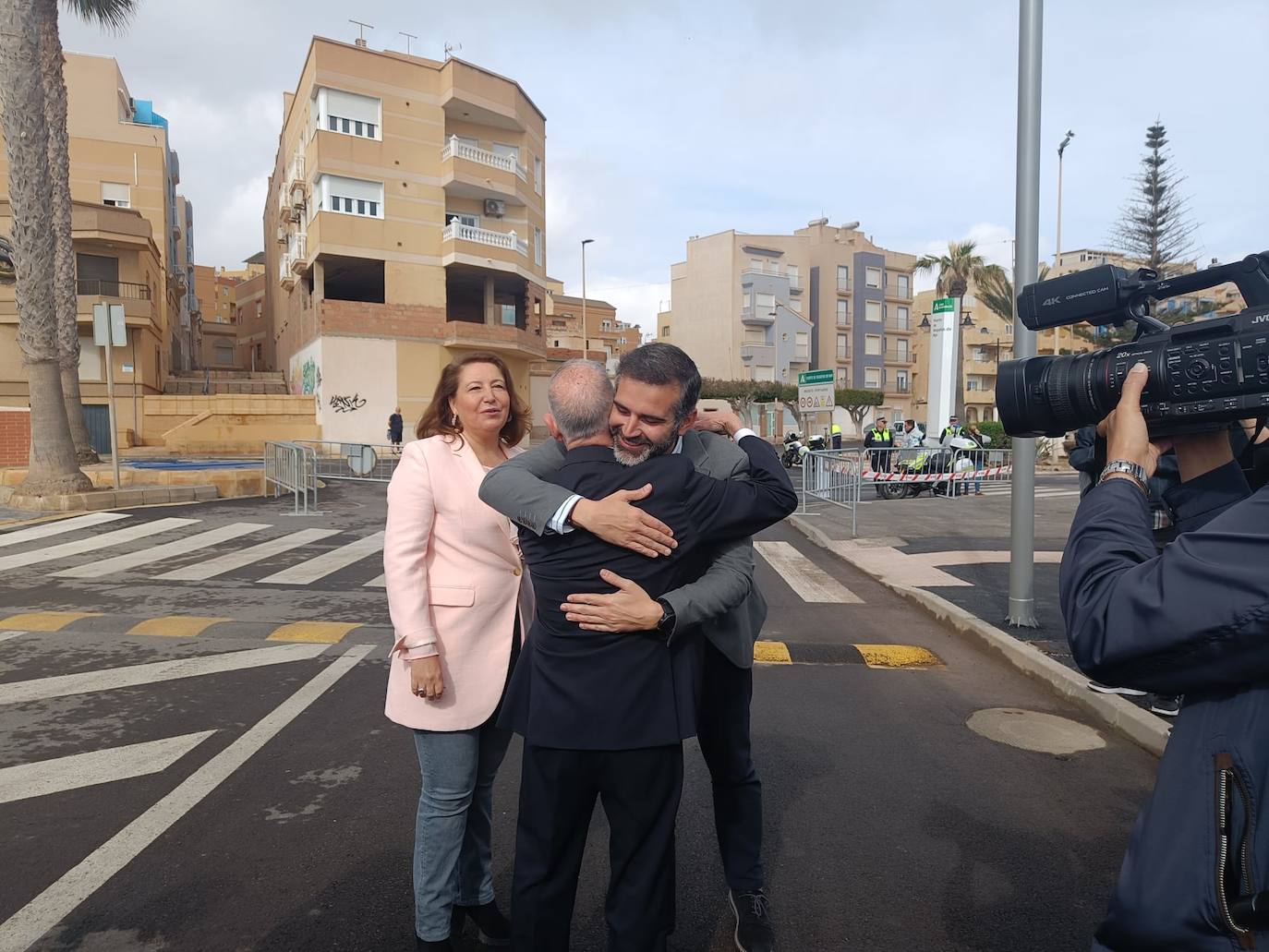 Roquetas ya tiene su nueva lonja lista para un uso pesquero y turístico