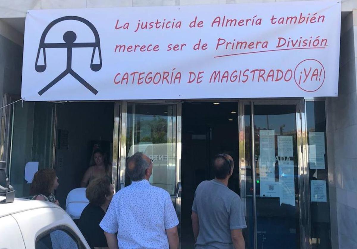 Los juzgados roqueteros ya iniciaron movilizaciones el año pasado para reclamar el ascenso de categoría.