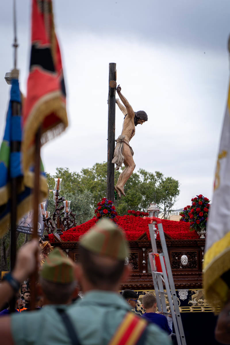 El Cristo de la Buena Muerte procesiona por las calles de El Parador