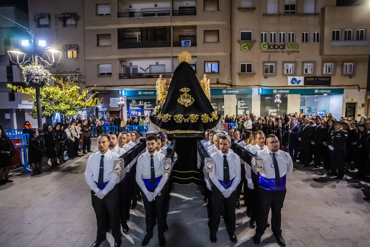 La Soledad llenó de emoción las calles de Roquetas