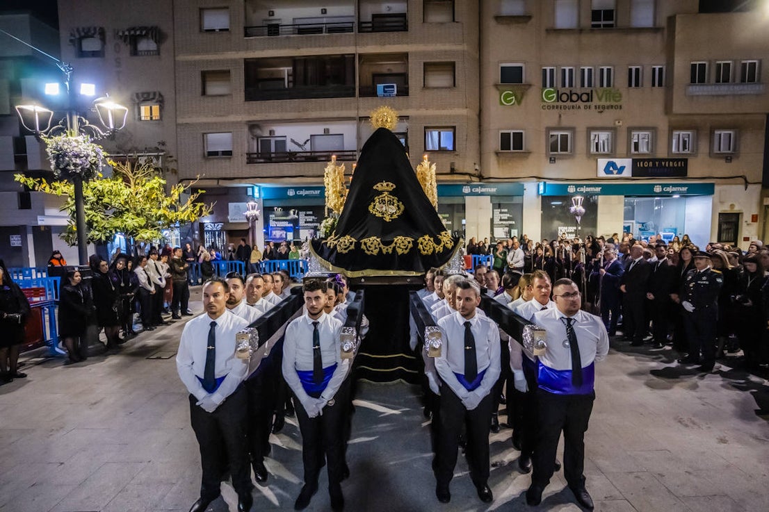 La Soledad llenó de emoción las calles de Roquetas