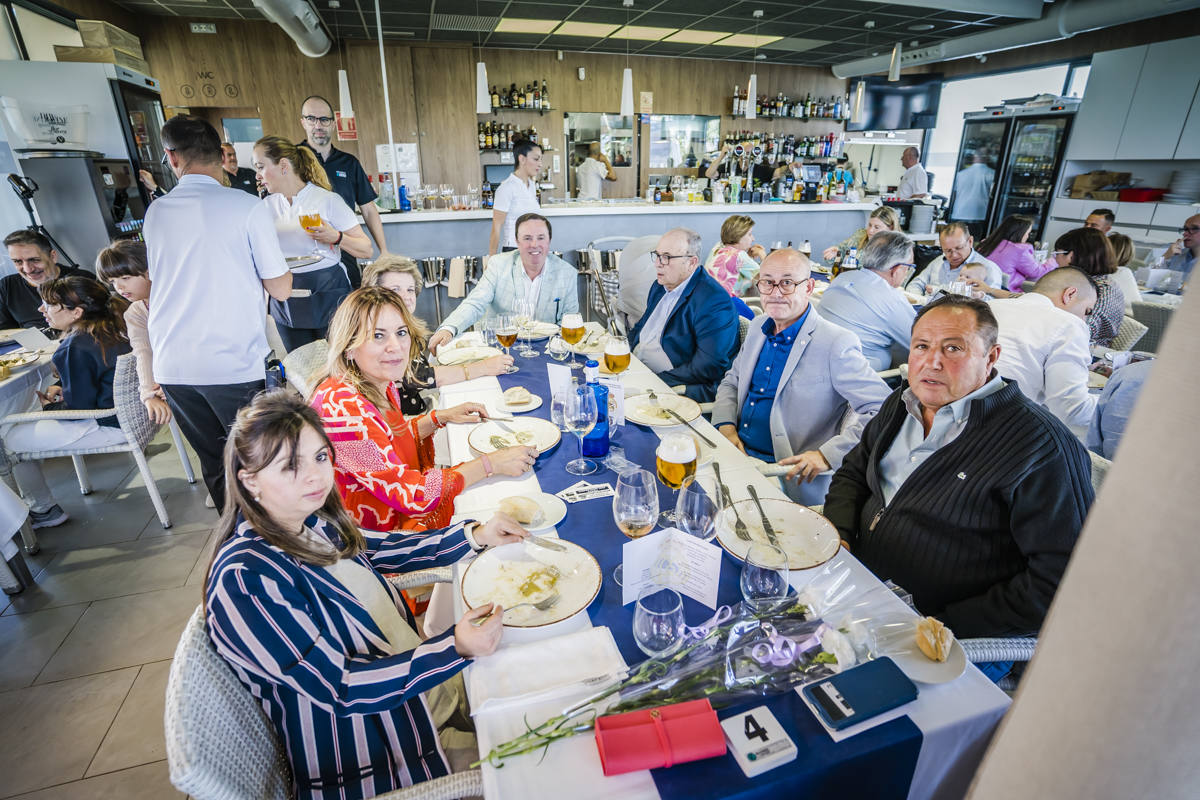 La Peña Madridista de Roquetas celebra sus 31 años de historia con una comida