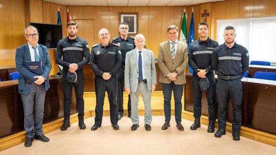 Tres nuevos policías en prácticas para la Policía Local de Roquetas