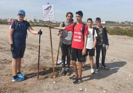 Carteles para ayudar a las aves a nidificar en la Ribera de la Algaida