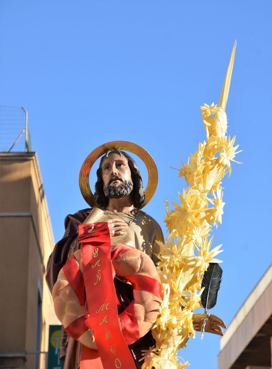 San Marcos procesiona por las calles de Roquetas