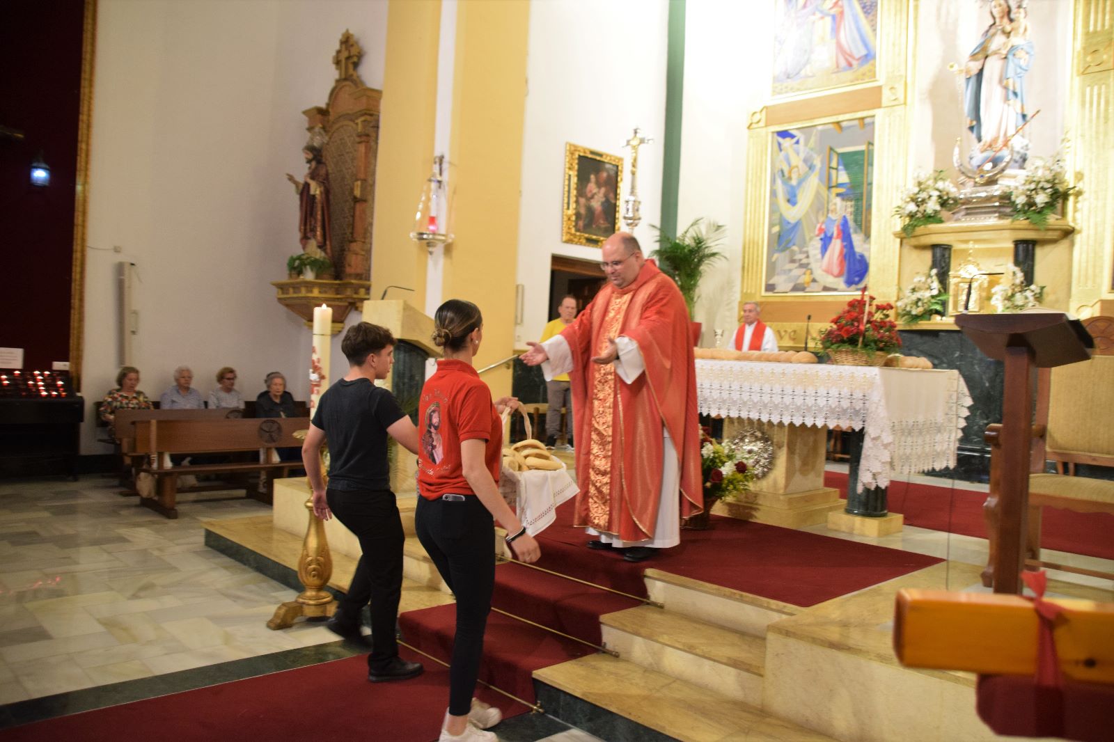 San Marcos procesiona por las calles de Roquetas