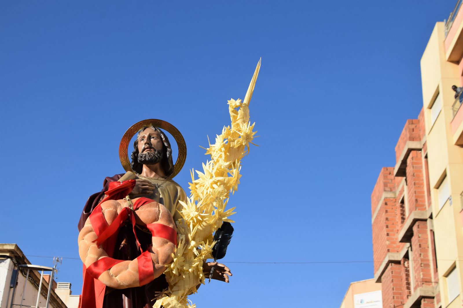 San Marcos procesiona por las calles de Roquetas