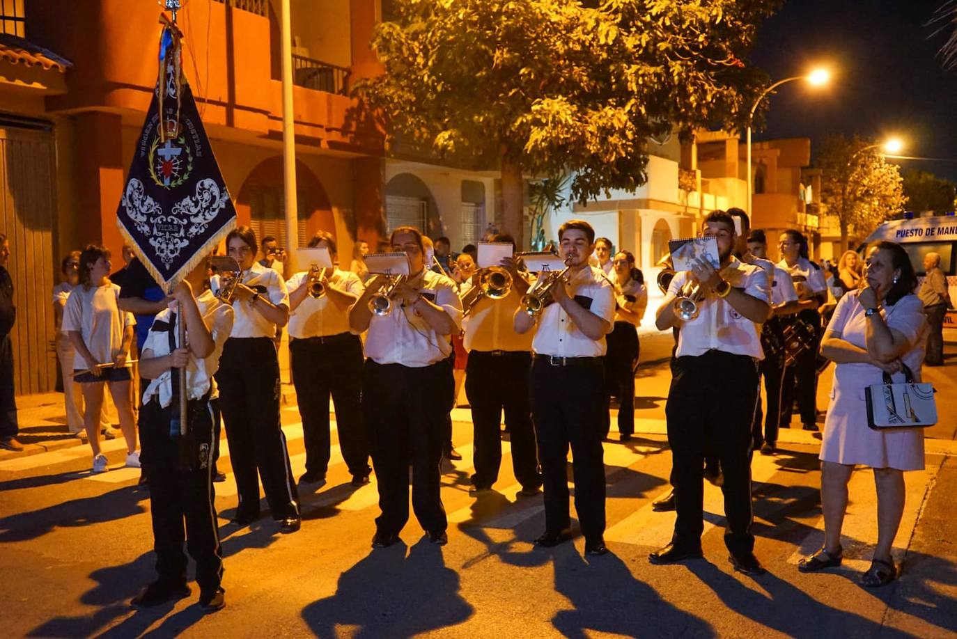 Así fue la procesión de San Fernando y La Milagrosa en Llanos de Vícar