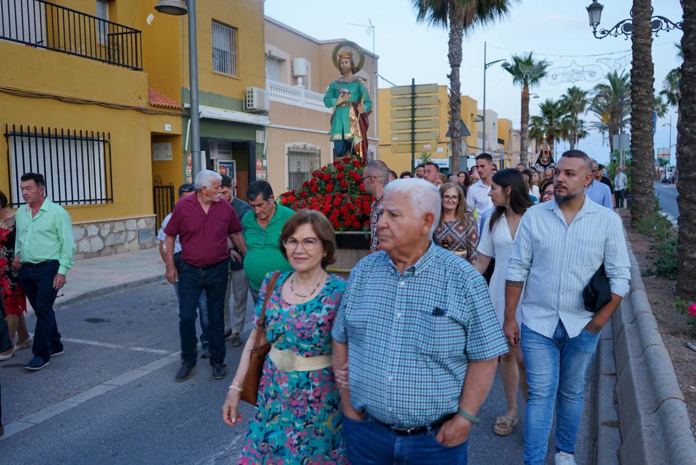 Así fue la procesión de San Fernando y La Milagrosa en Llanos de Vícar