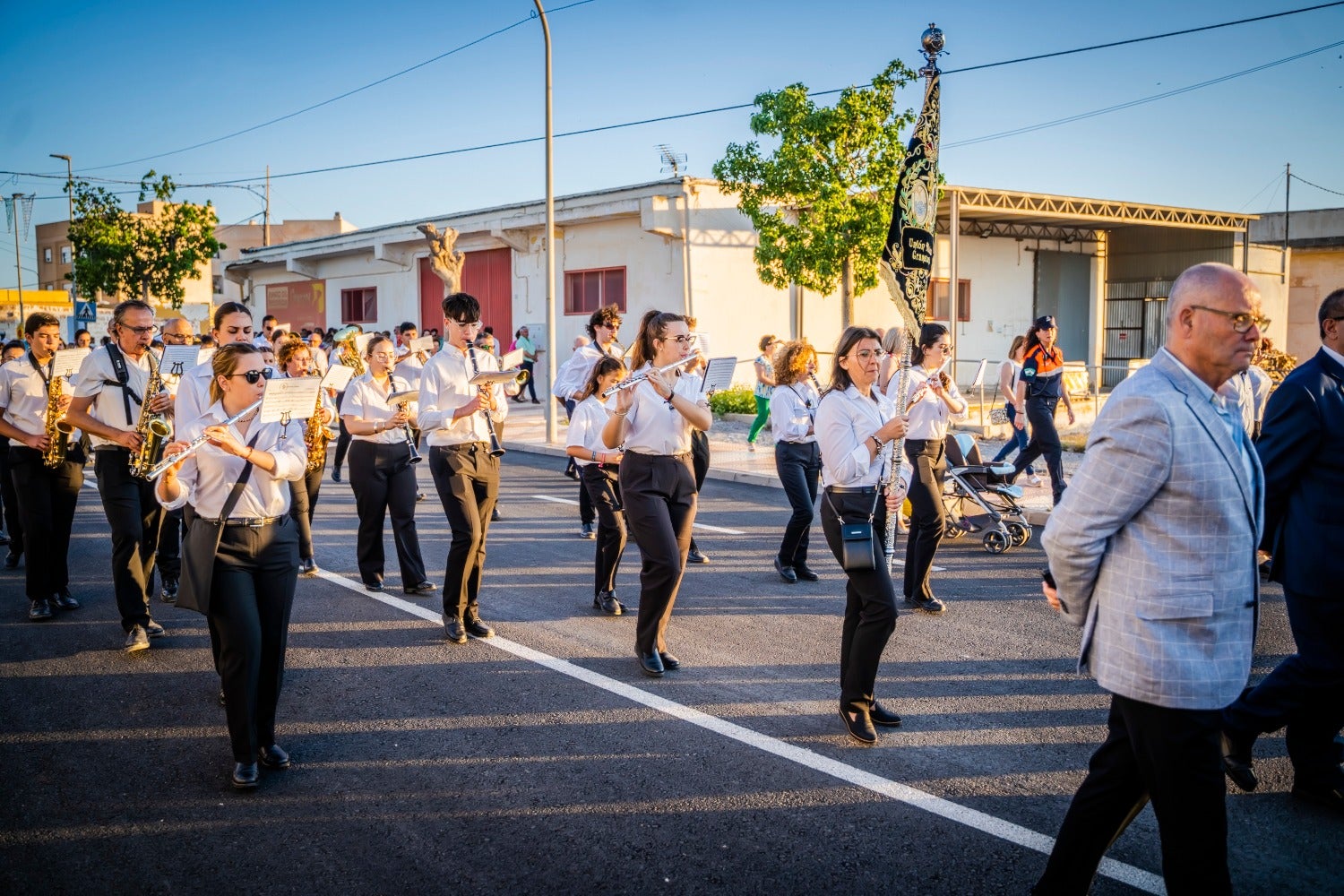 San Antonio y La Inmaculada procesionan por las calles de Cortijos de Marín en sus fiestas