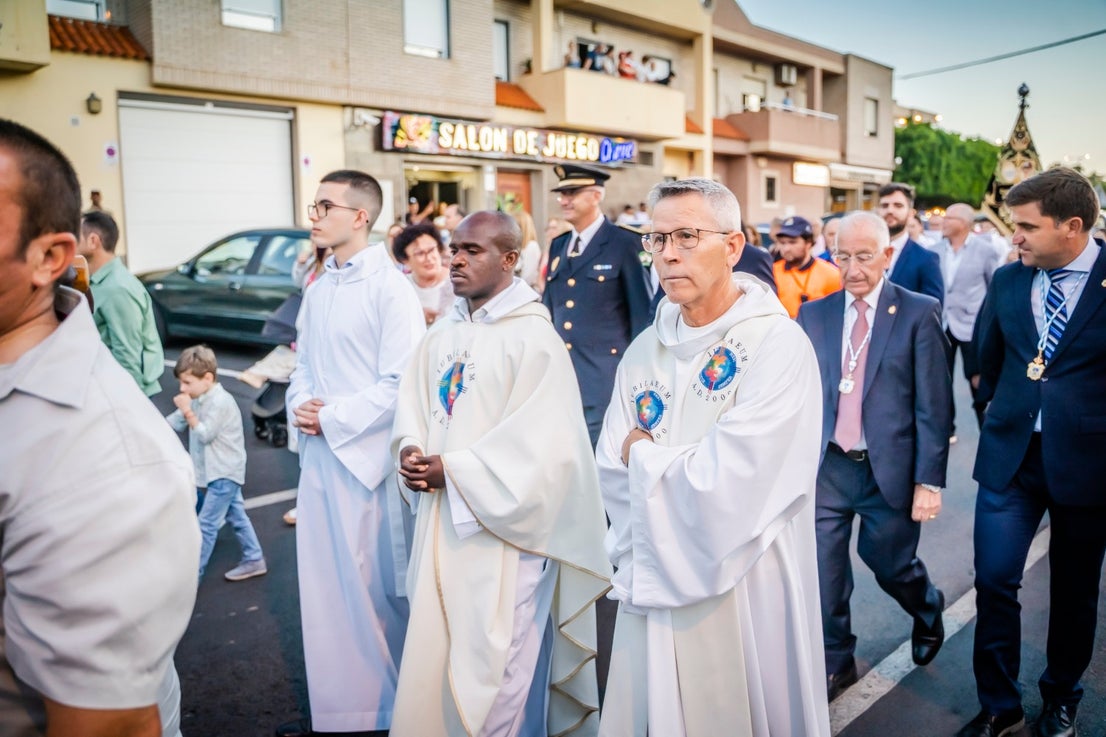 San Antonio y La Inmaculada procesionan por las calles de Cortijos de Marín en sus fiestas