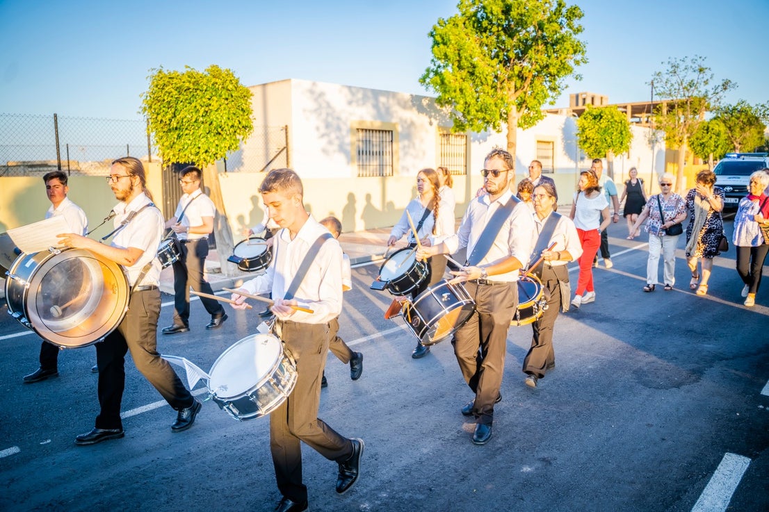 San Antonio y La Inmaculada procesionan por las calles de Cortijos de Marín en sus fiestas