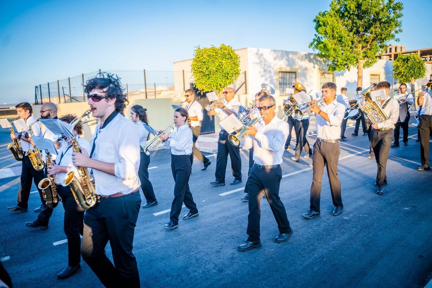 San Antonio y La Inmaculada procesionan por las calles de Cortijos de Marín en sus fiestas