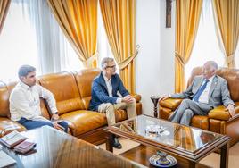 Ayuntamiento y Junta tratan las próximas subvenciones para programas de empleo