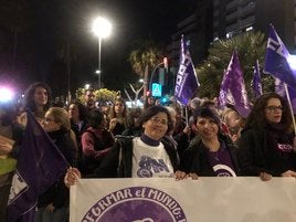 Belén Pérez junto a otras compañeras.