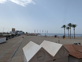 Una de las playas de Aguadulce que se encuentra al lado del puerto deportivo de la localidad.