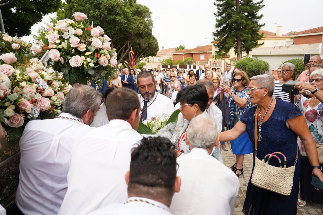 La Virgen del Carmen reúne a sus fieles en la procesión de Aguadulce